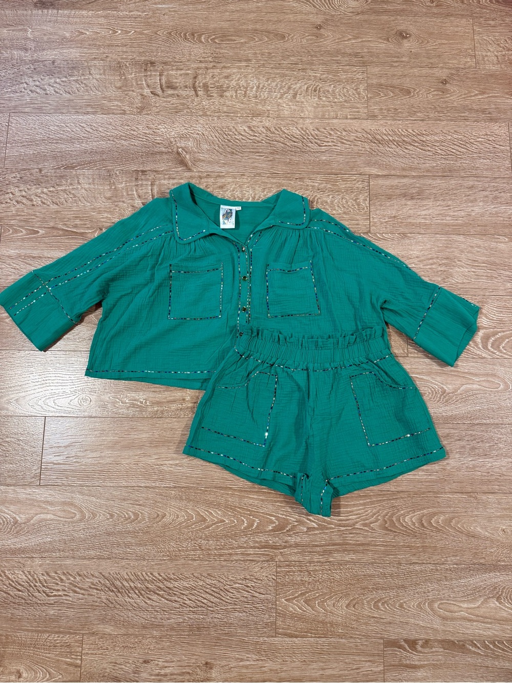 QUEEN OF SPARKLES Green Two-Piece Top and Shorts Set